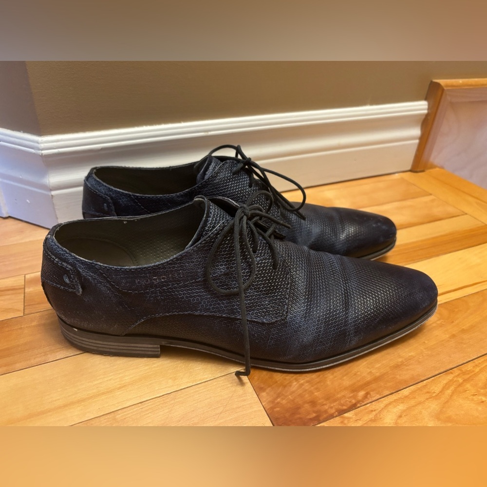 Bugatti Dark Blue Textured Oxfords